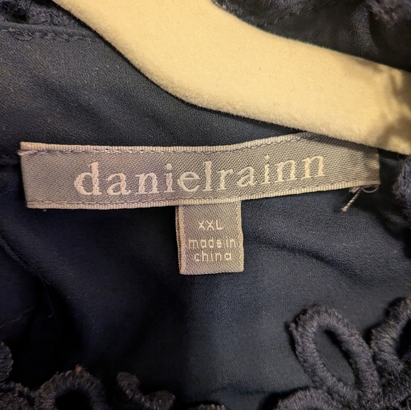 Danielrainn XXL Sleeveless Navy Top - Picture 4 of 4